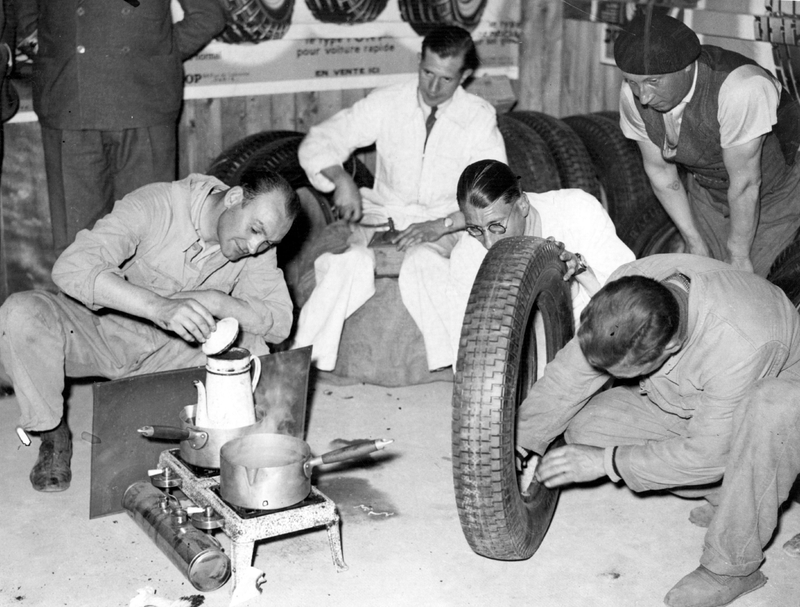 Illustration for article titled These Incredible Photos Show How Le Mans Evolved Over 84 Years